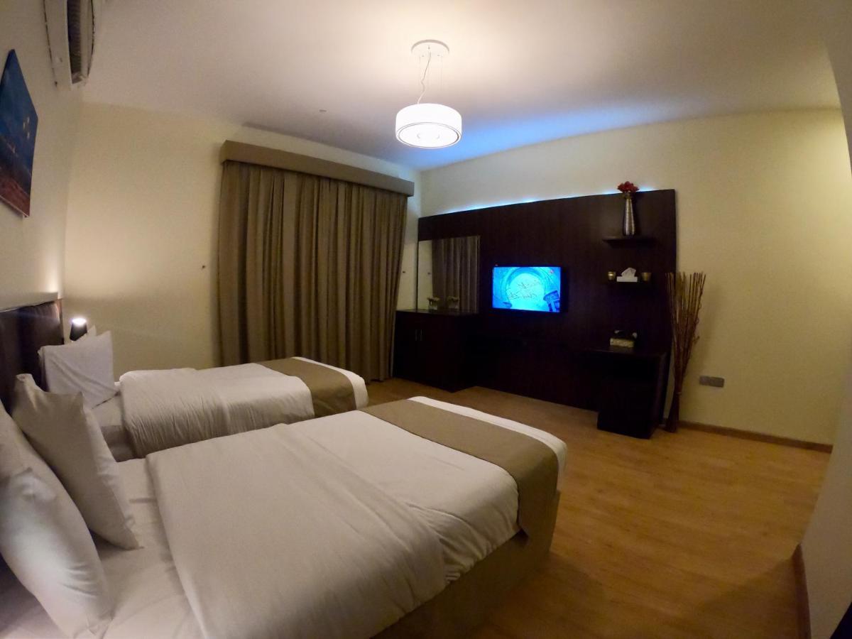 Weekend Hotel&Apartments Masqat Buitenkant foto