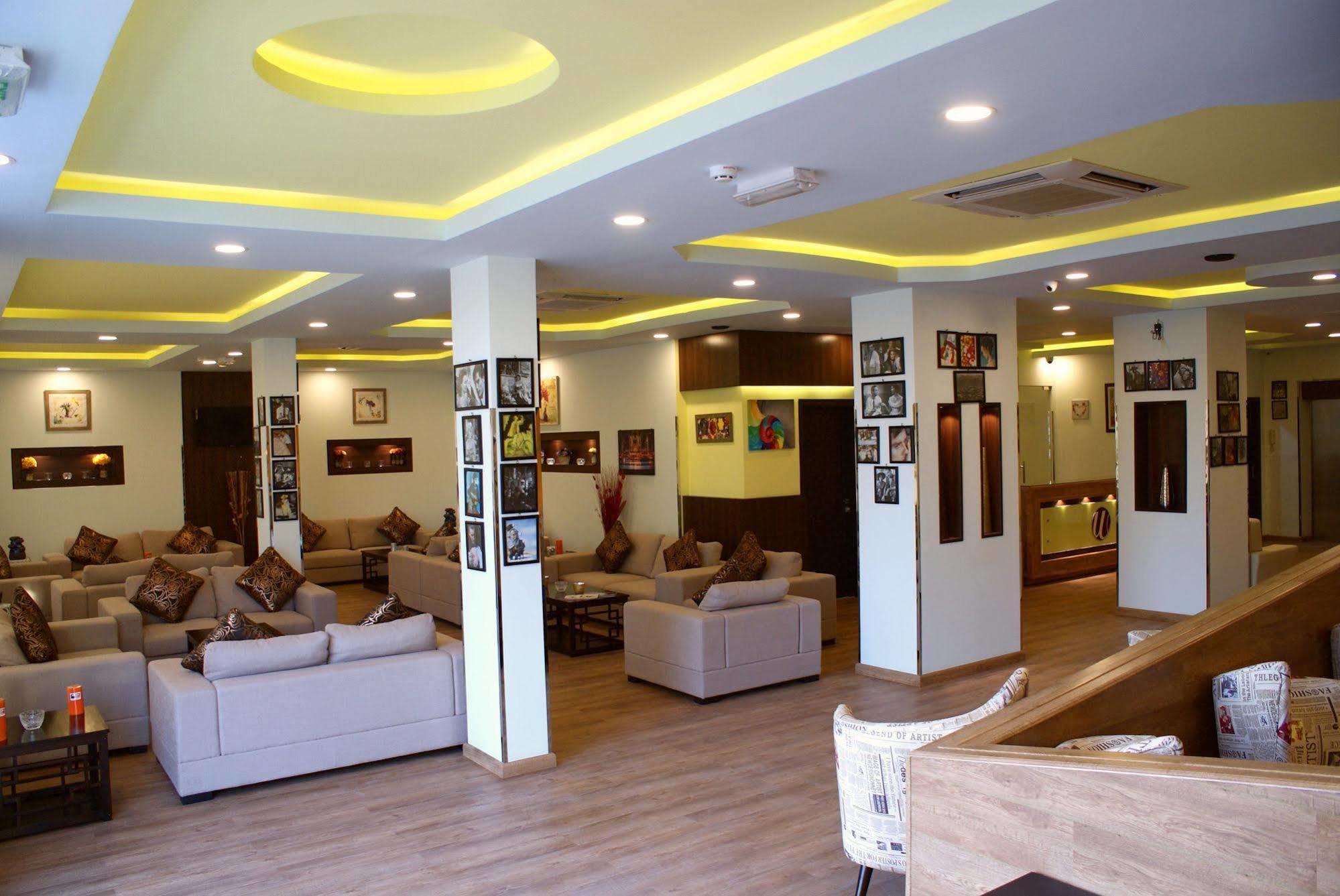 Weekend Hotel&Apartments Masqat Buitenkant foto