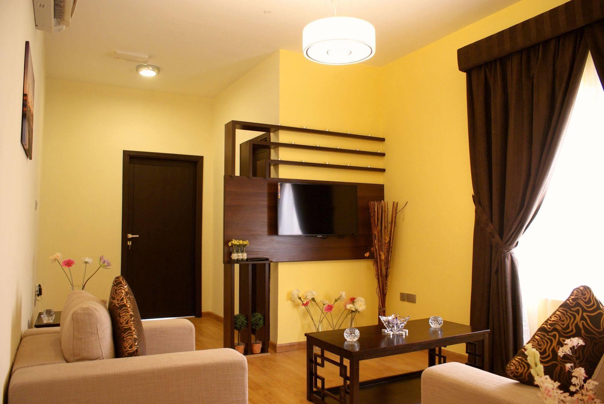 Weekend Hotel&Apartments Masqat Buitenkant foto