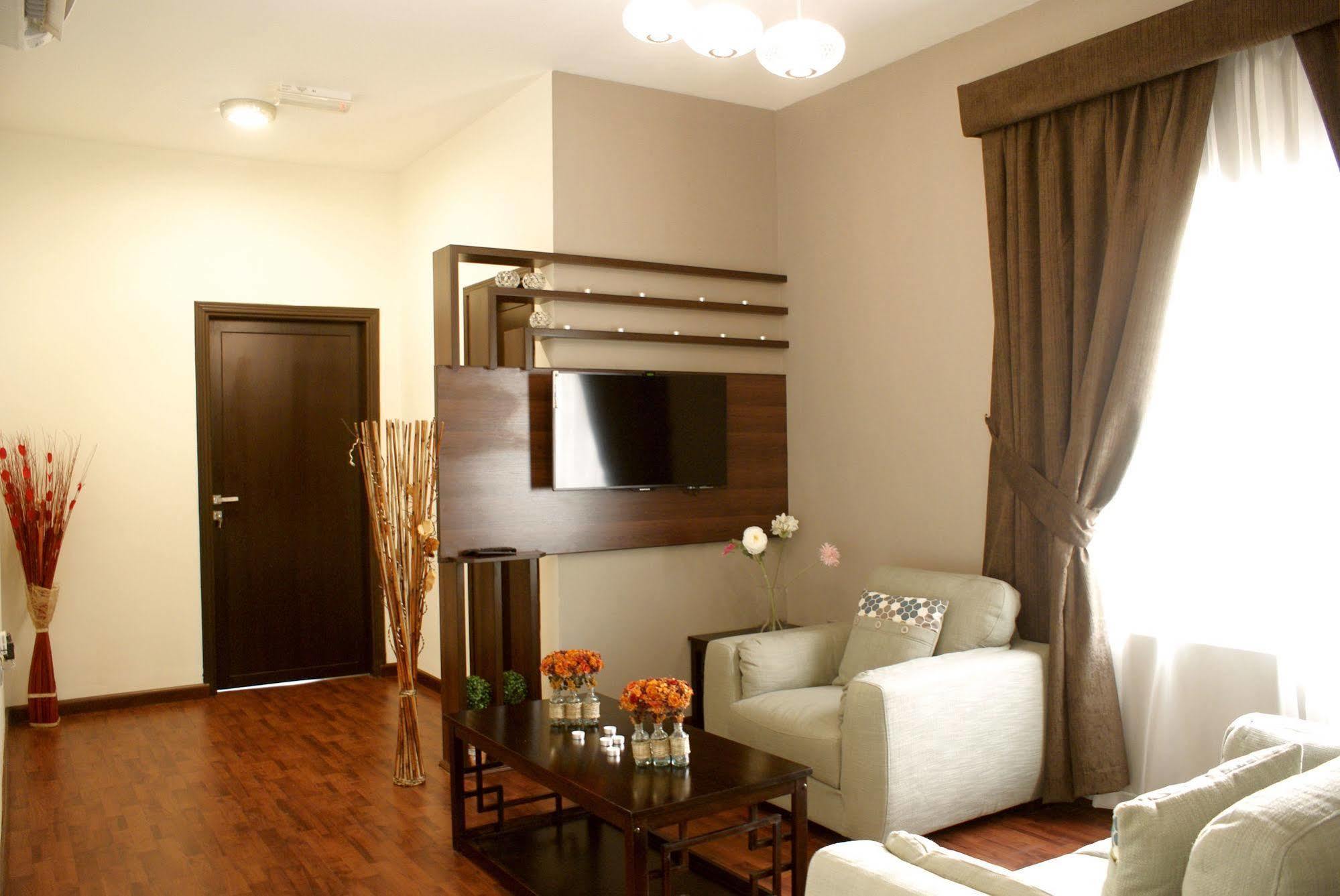 Weekend Hotel&Apartments Masqat Buitenkant foto